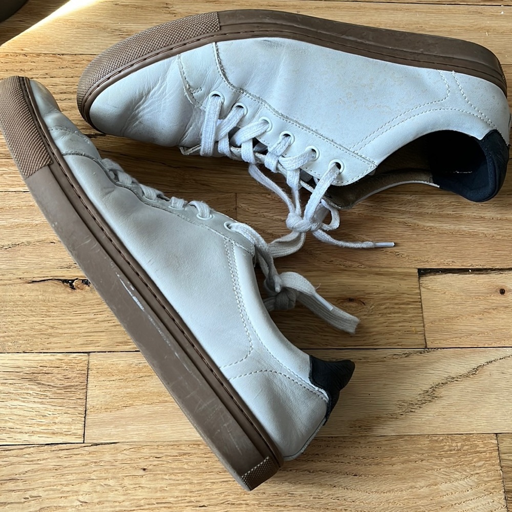 Banana republic Nicklas Leather Sneakers size 9.5